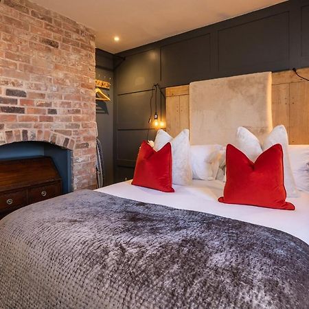 The Walled Garden At Cheshire Boutique Bathhouse Nantwich Extérieur photo