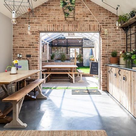 The Walled Garden At Cheshire Boutique Bathhouse Nantwich Extérieur photo