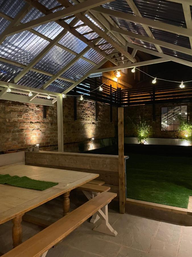 The Walled Garden At Cheshire Boutique Bathhouse Nantwich Extérieur photo