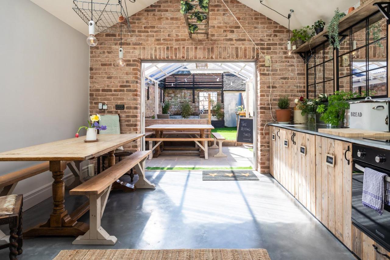 The Walled Garden At Cheshire Boutique Bathhouse Nantwich Extérieur photo