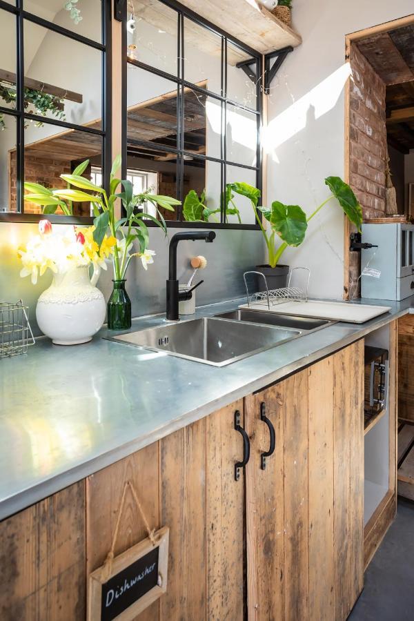 The Walled Garden At Cheshire Boutique Bathhouse Nantwich Extérieur photo