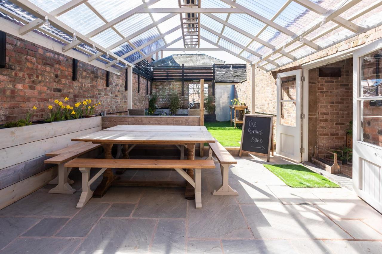 The Walled Garden At Cheshire Boutique Bathhouse Nantwich Extérieur photo