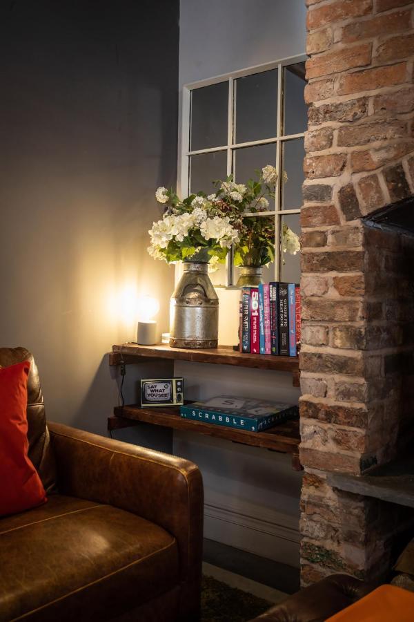 The Walled Garden At Cheshire Boutique Bathhouse Nantwich Extérieur photo