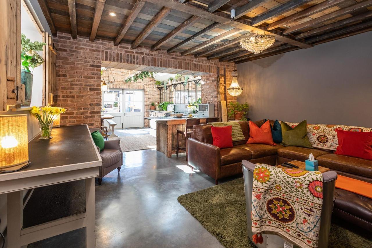 The Walled Garden At Cheshire Boutique Bathhouse Nantwich Extérieur photo