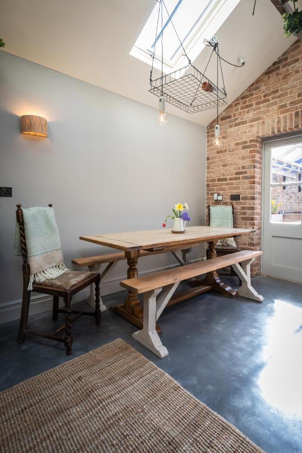 The Walled Garden At Cheshire Boutique Bathhouse Nantwich Extérieur photo